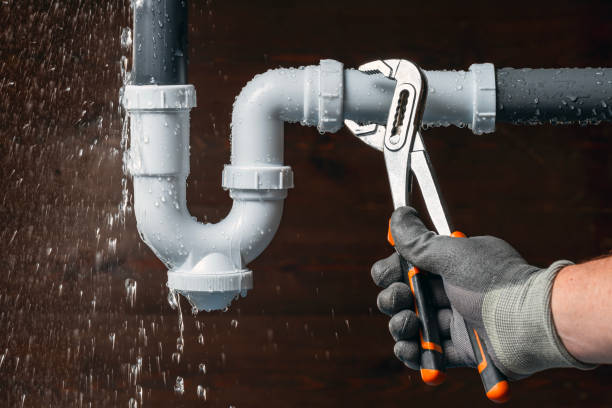 Professional Drain Cleaning technician working in Somerville, TX